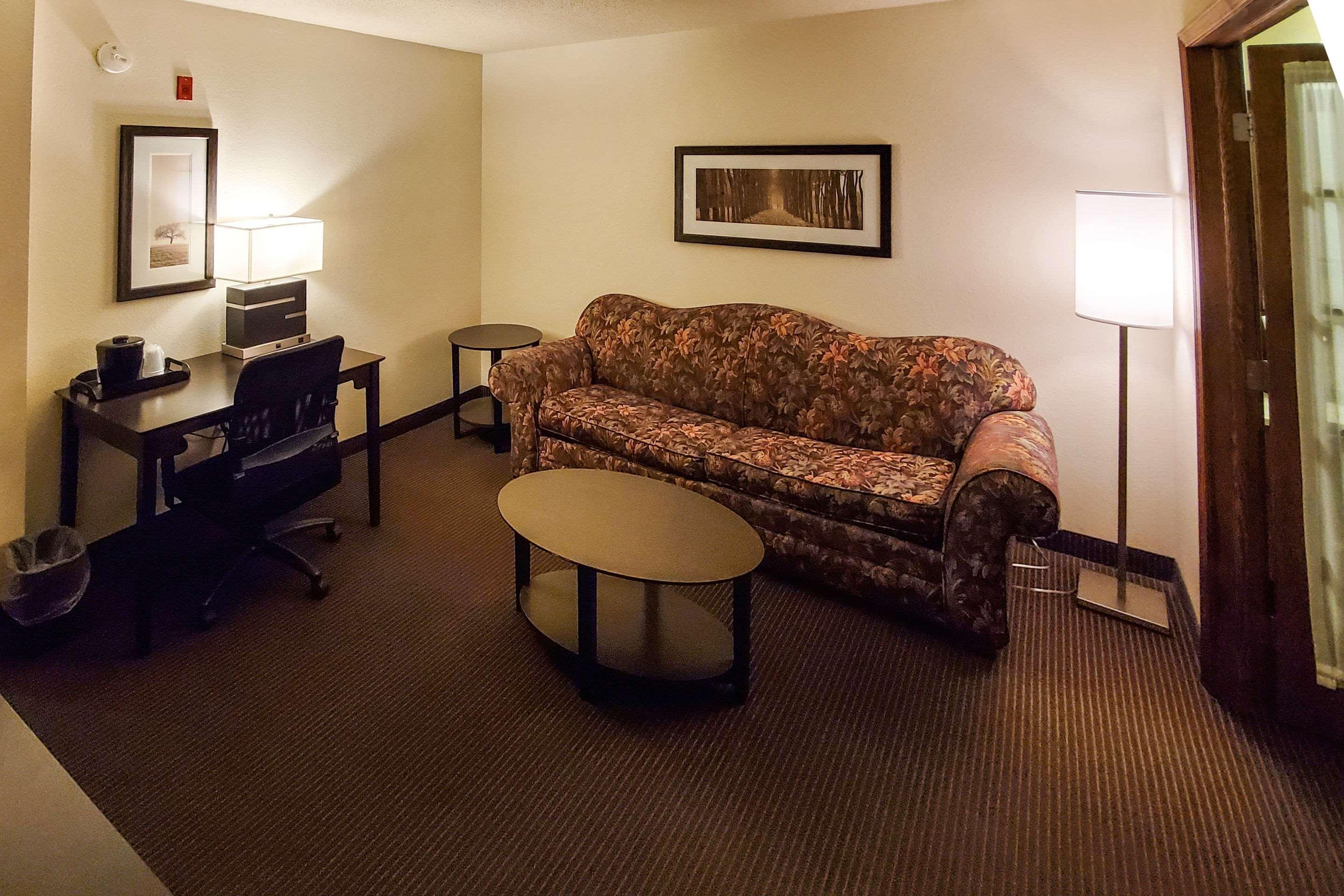 Quality Inn Atchison Екстериор снимка