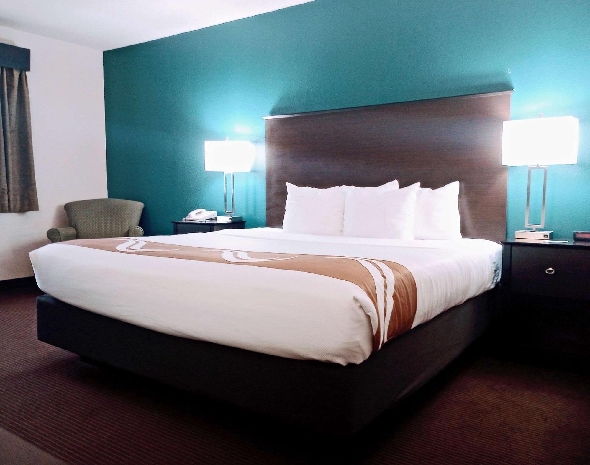 Quality Inn Atchison Екстериор снимка
