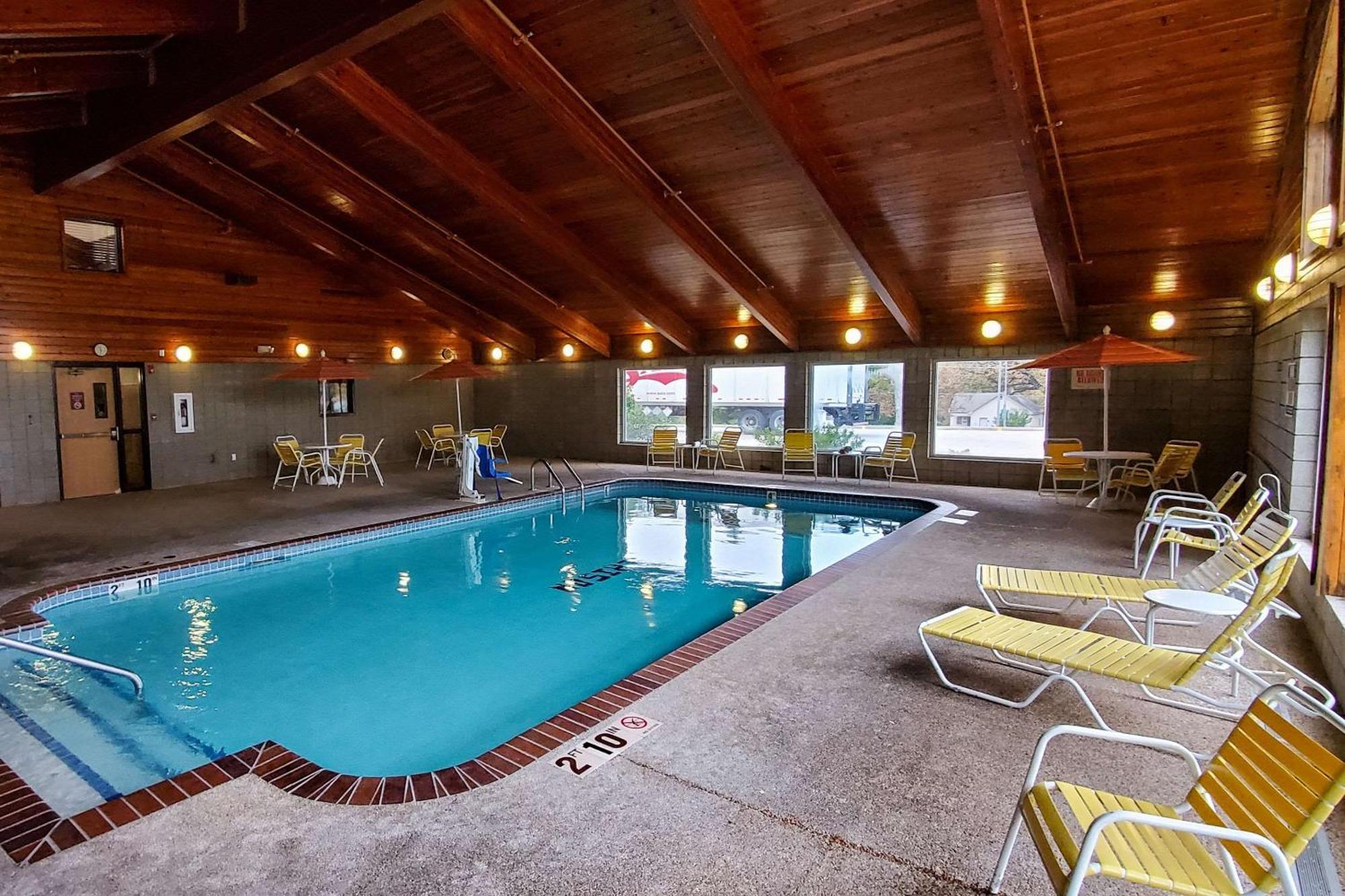 Quality Inn Atchison Екстериор снимка